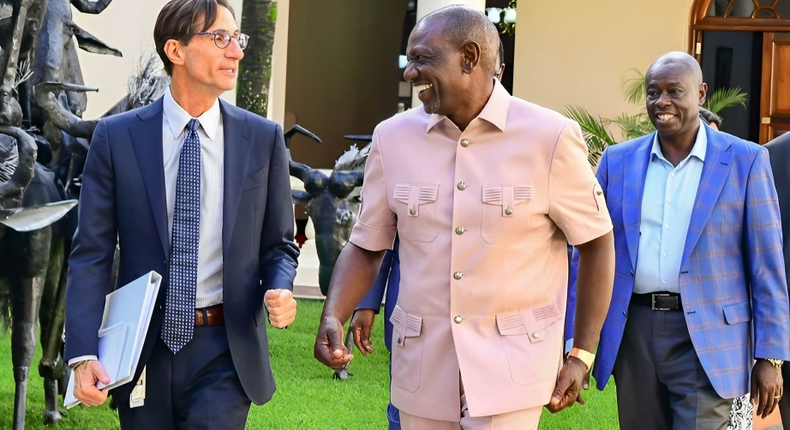 President William Ruto with World Bank Kenya Director Keith Hansen at State House, Nairobi