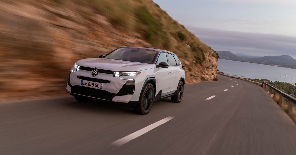 Francuski flagowiec już za niecałe 135 tys. zł? Oferta jest naprawdę atrakcyjna