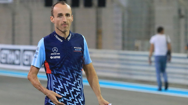 Kubica jobb 
keze súlyosan
roncsolódott 
a balesetben, 
a pilóta alig 
tudja használni/Fotó:Reddot