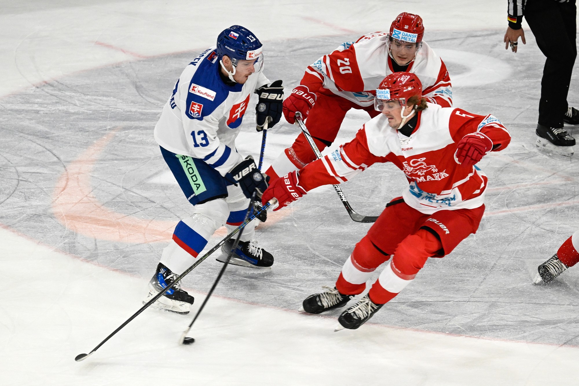 Zľava Samuel Buček (Slovensko), Jerry Välipirtti a Lucas Andersen (obaja Dánsko).