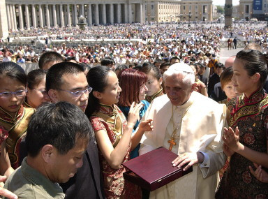 VATICAN-POPE-AUDIENCE-CHINA