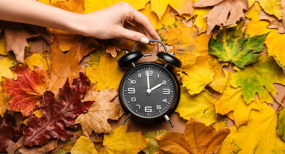Zmiana czasu z letniego na zimowy. Kiedy znowu musimy przestawić zegarki?