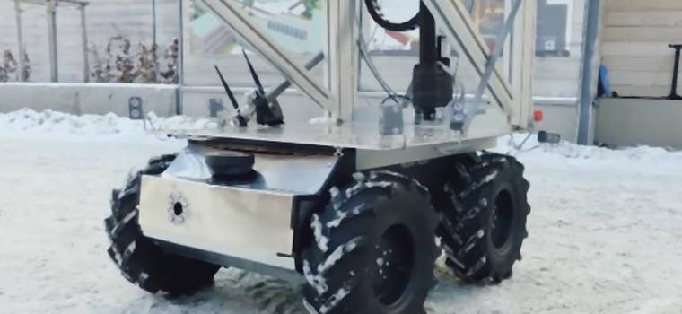 Volvo ROAR, czyli robot do opróżniania koszy na śmieci współpracujący z dronem (wideo)