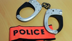 Police arrestation handcuffs