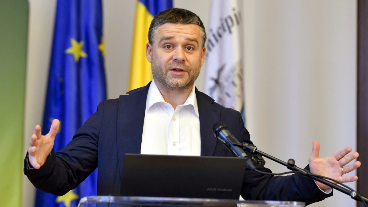 Ciprian Ciucu anunță posibile probleme în București cu apa caldă și căldura la iarnă: „Să nu mințim oamenii. Vor trece 10-15 ani până înlocuim reţeaua”