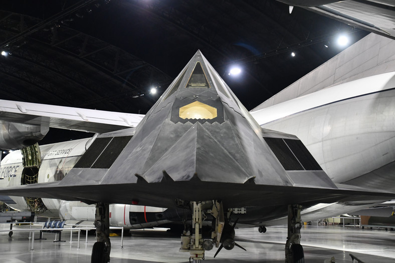 F-117 Nighthawk