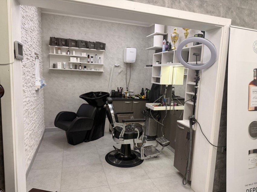 Bojanov prvi salon u Futogu