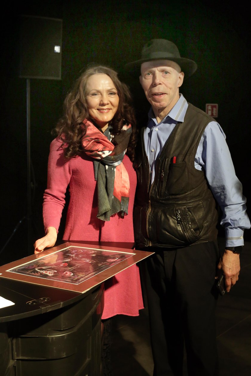 Angelina Whalley i Gunter von Hagens