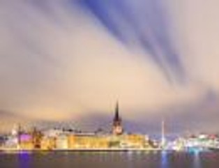 Najlepsze miasta dla startupów. Warszawa europejskim średniakiem