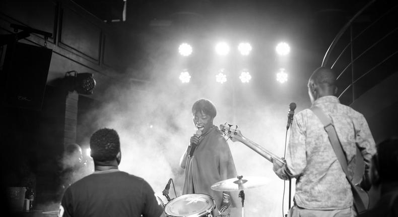 Efya performing at Industry Nite, Lagos. 