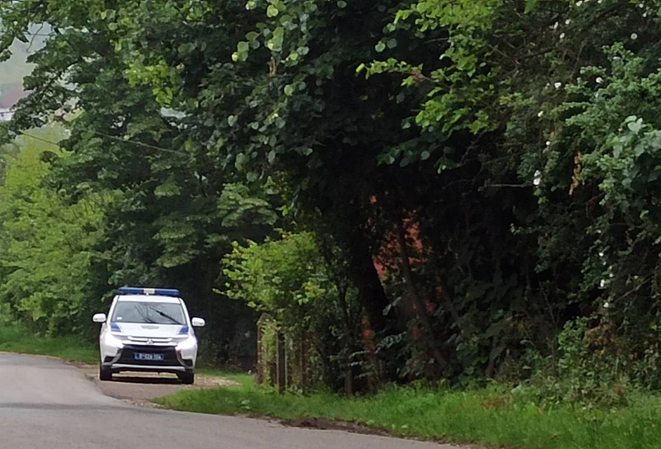 Policija ispred kuće gde je preminula Svetlana Dragijević 