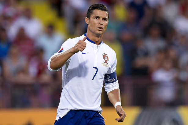 El. ME 216: Hat-trick Cristiano Ronaldo, Portugalia liderem grupy I. WIDEO