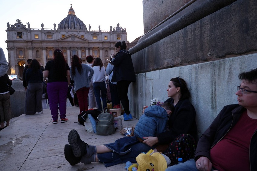 Vernici se okupljaju u Vatikanu