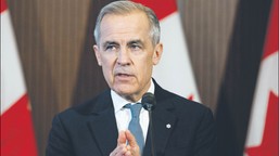 komentarz: donald trump nadal atakuje, bohaterem davos premier kanady