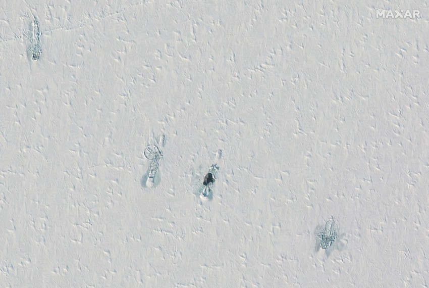 Pukotine od ruskih podmornica blizu ostrva Aleksandra na Arktiku 