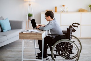 Gdy jest odwołanie, pracodawca może uwzględniać nieprawomocne orzeczenie