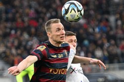 Raków miał mnóstwo szczęścia, Pogoń kłopoty ze skutecznością [WIDEO]