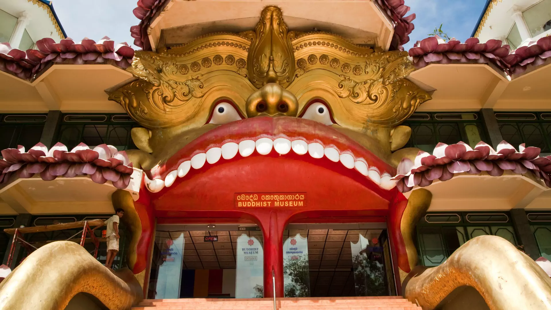 Poszukiwania zęba Buddy na Sri Lance. Oryginalny pomysł na wakacje od Lidl Podróże