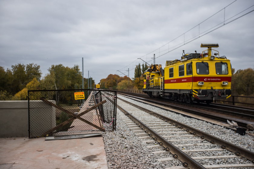 Kładka na moście kolejowym łączącym Dębiec i Starołękę będzie ogólnodostępna