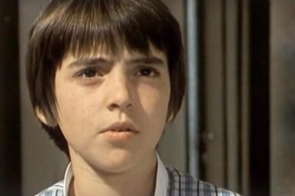 Boris Milivojević je jednu od prvih uloga odigrao sa 12 godina uz Gidru u komediji "Idi mi, dođi mi": U četvrtak na "Blic televiziji"