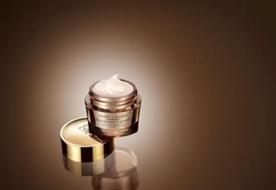 REVITALIZING SUPREME od Estee Lauder: pierwszy wszechstronny krem przeciwstarzeniowy