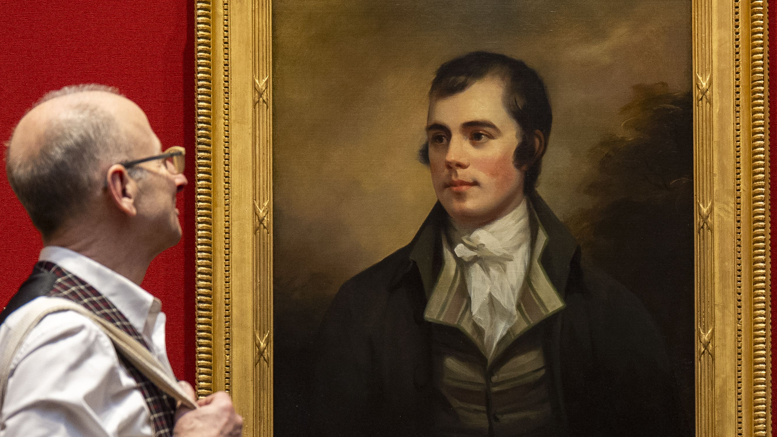 Robert Burns portrait missing since 1803 goes on display after house clearout discovery