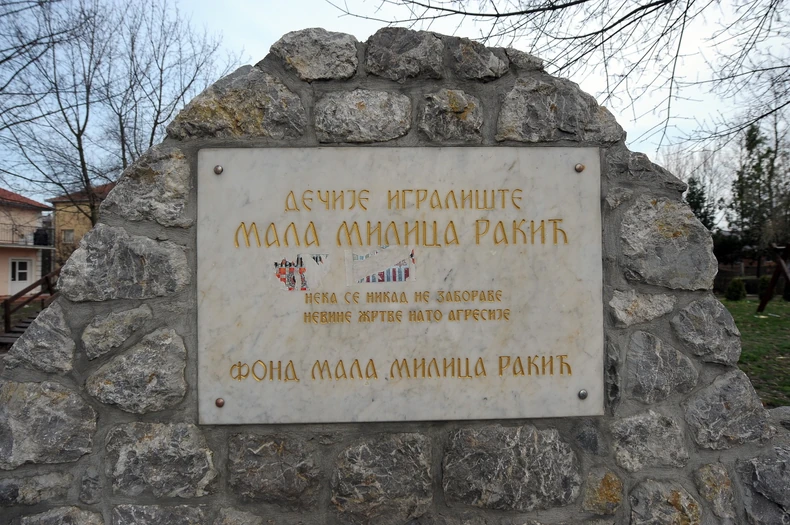 Spomen na ubijenu devojčicu Milicu Rakić