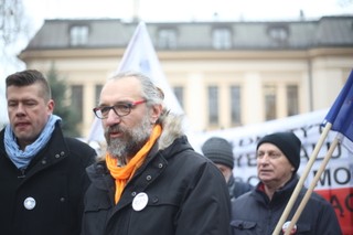 Mateusz Kijowski, szef KOD: Nie chcemy obalać rządu PiS, nam chodzi o demokrację