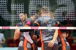 Dwóch siatkarzy Jastrzębskiego Węgla zakażonych koronawirusem