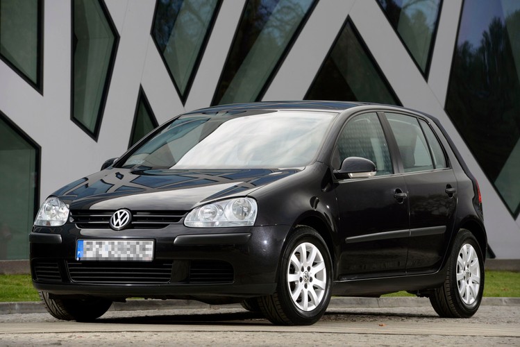 Volkswagen golf V