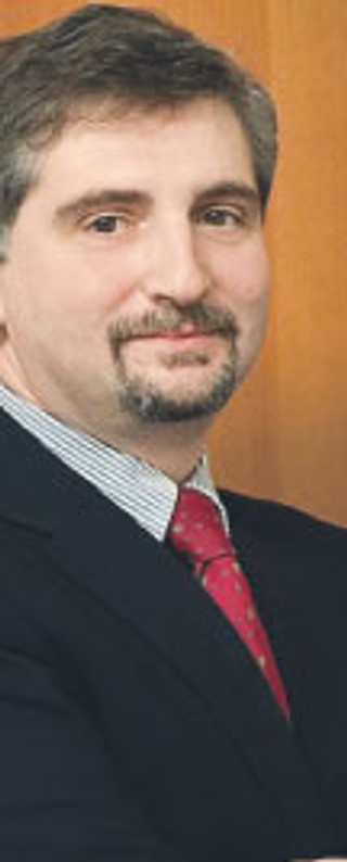 Czy upadłość układowa pozwala zachować firmę w rękach dłużnika