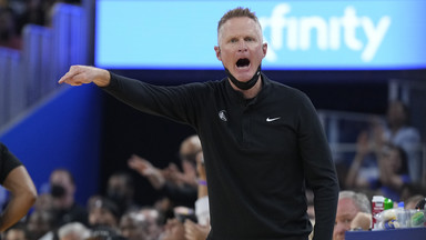 Słynny trener Steve Kerr krytykuje prawo do posiadania broni. Ma osobisty powód, jego ojca zastrzelono