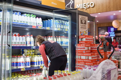 Ceny żywności w hurcie spadają już trzeci miesiąc z rzędu