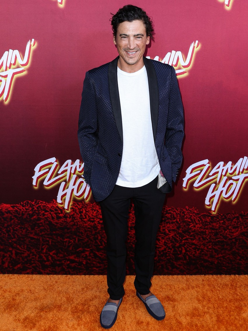 Andrew Keegan