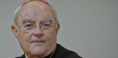 Abp Hoser nie oszczędził protestujących w Sejmie, rodzice nie kryją żalu