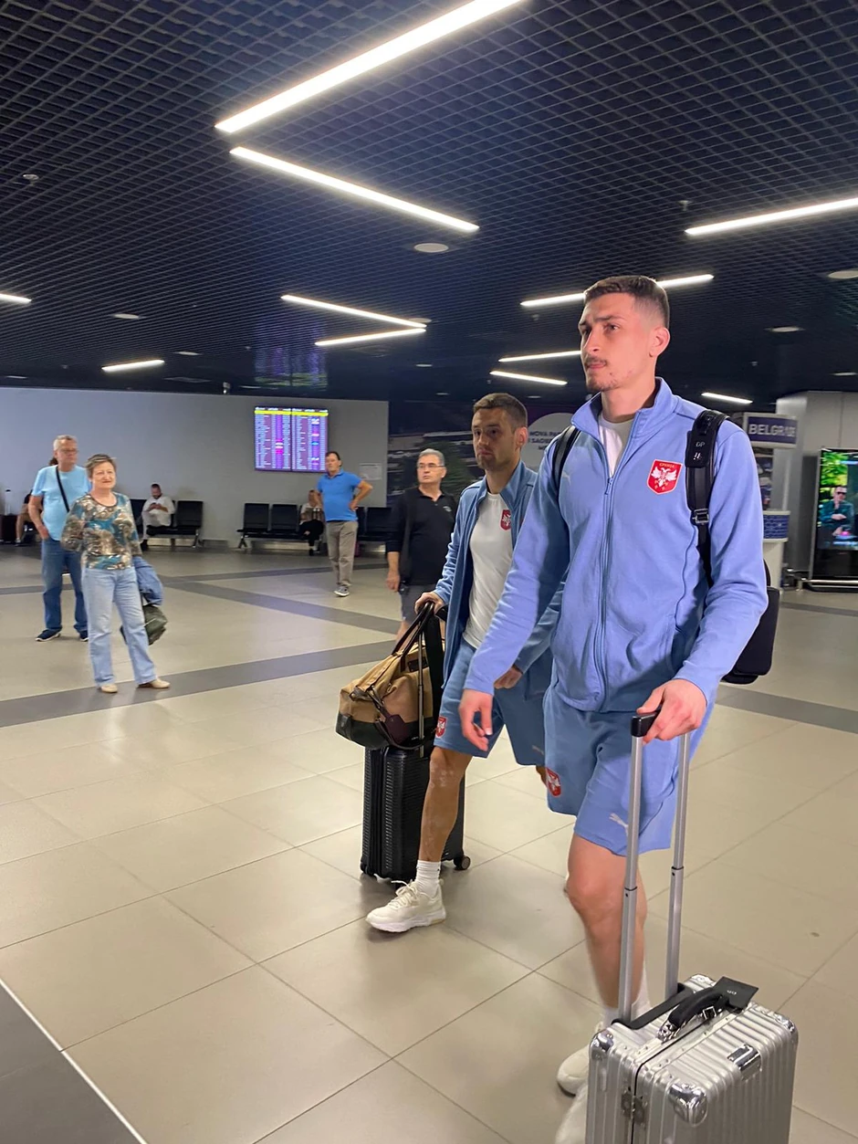 Đorđe Petrović i Srđan Mijailović na aerodromu nakon fijaska u Minhenu 