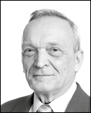Prof. Hubert Izdebski, z Wydziału Prawa SWPS, radca prawny