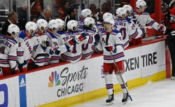 Liga NHL. Rangers kontynuują świetną passę