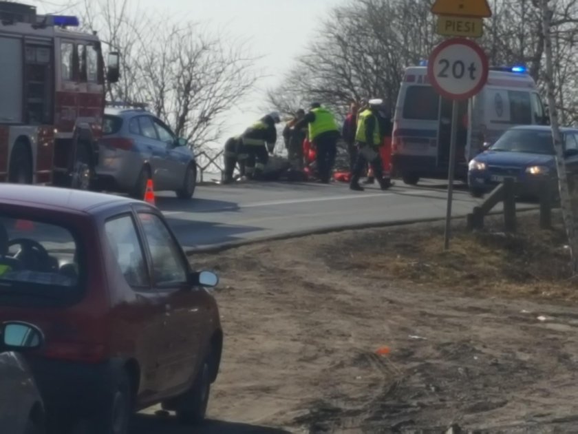 Potrącił mężczyznę i uciekł. Pieszy zmarł