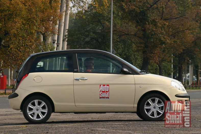 Lancia Ypsilon