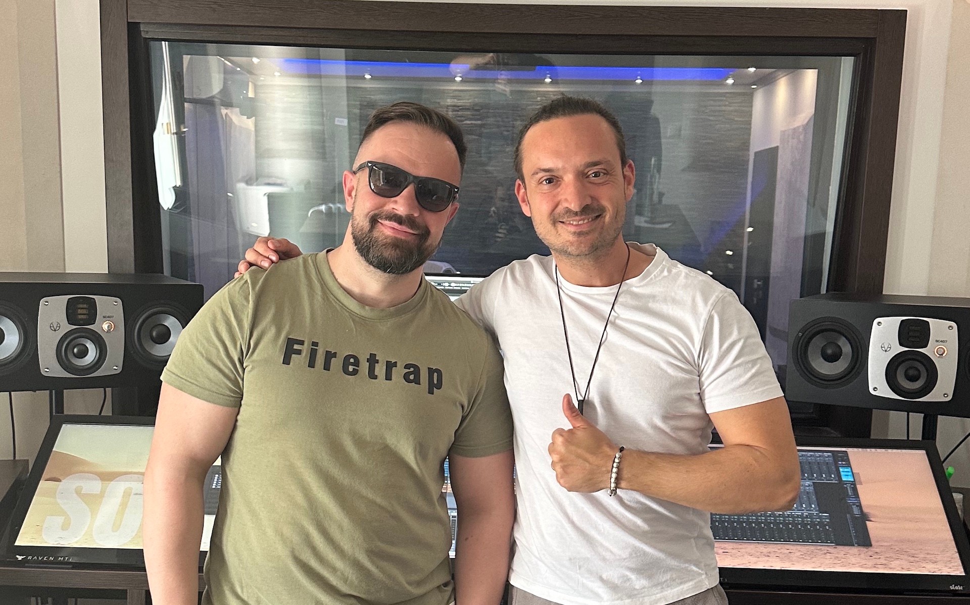 Robert Burian a Robo Papp vydali novinku Dobrá nálada.