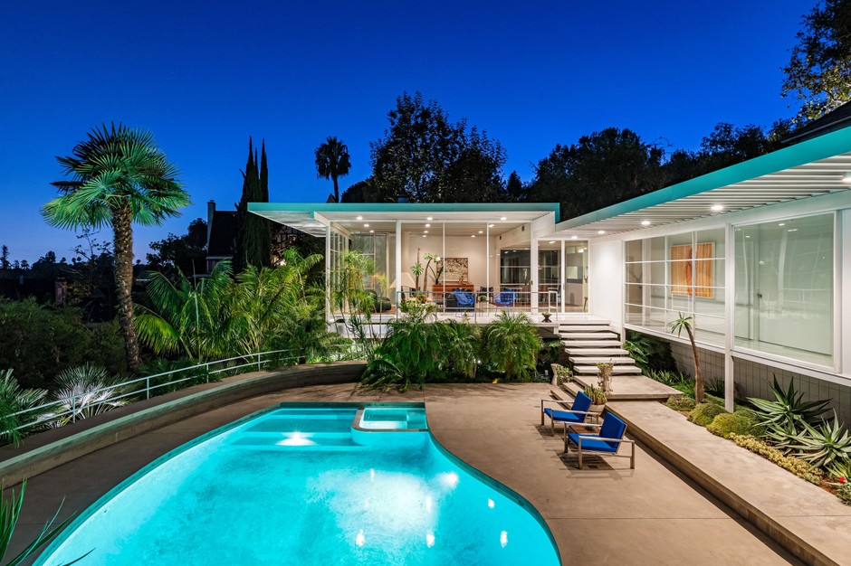 Brad Pitt je kupio novu kuću u mid-century stilu