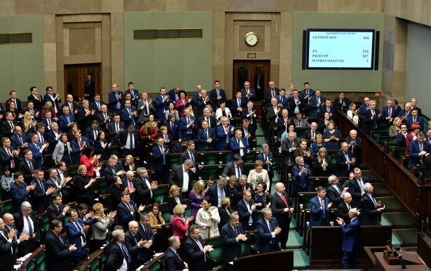Sejm przyjął budżet na 2016