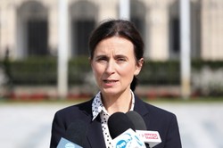 "Nieobecni nie mają racji". Prezydencka minister "boleje", że medycy nie przyszli na spotkanie