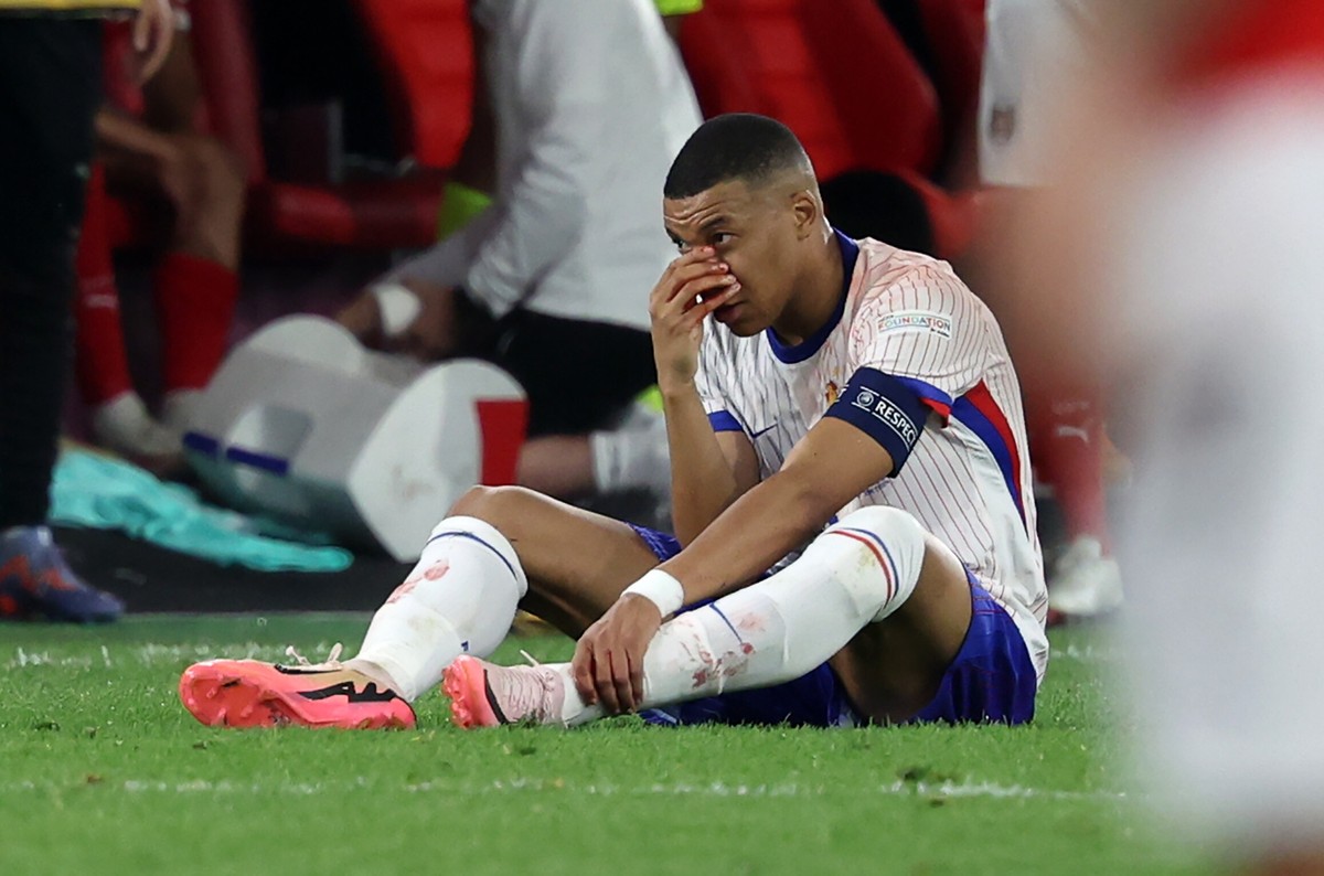 Kylian Mbappe ma złamany nos. Czy zagra z Polską?
