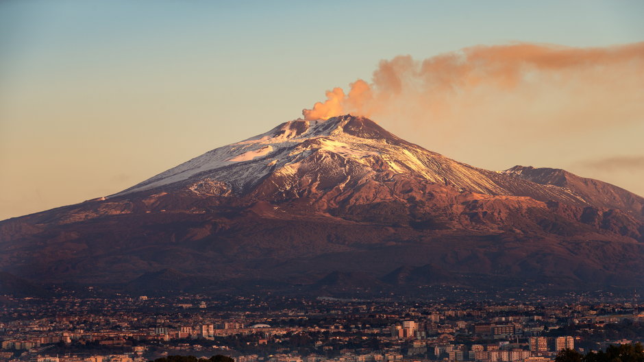 Wulkan Etna na Sycylii, Włochy (zdjęcie ilustracyjne)