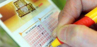 Wygrał 193 mln w Eurojackpot. "Wiem, że mnie stać, ale ja się sknera zrobiłem"