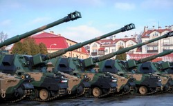 Szef MON zatwierdził umowę na zakup 48 aumatohabic Krab