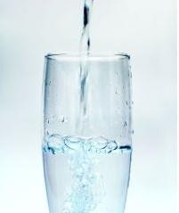 glass-of-water-69-d000000ABbed5bc4cd63e