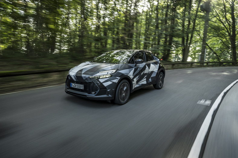 Nowa Toyota C-HR Plug-in Hybrid